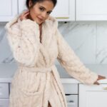 Sensis Ariana sieviešu halāts S-XL
